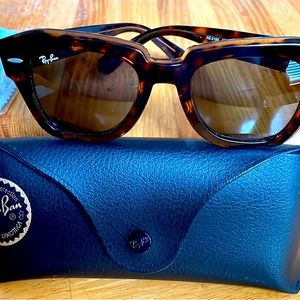 Ray-Ban Sunglasses